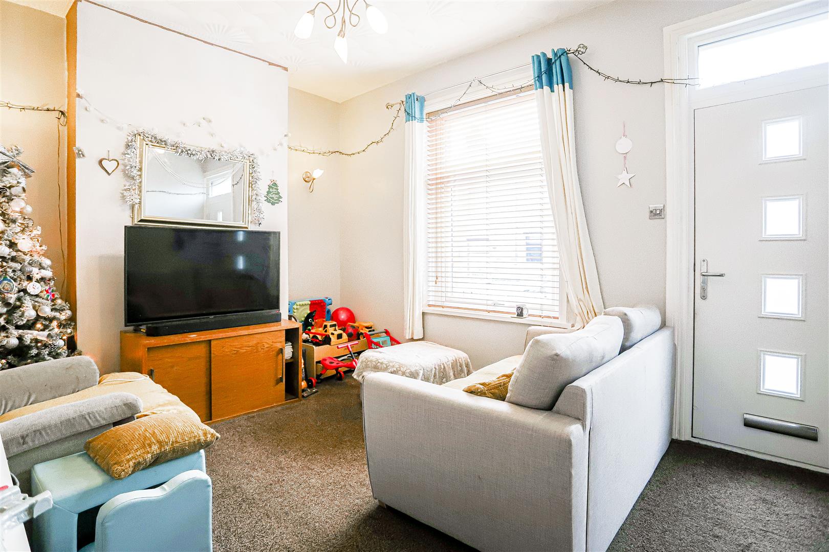 3 Bed House For Sale - Main Image